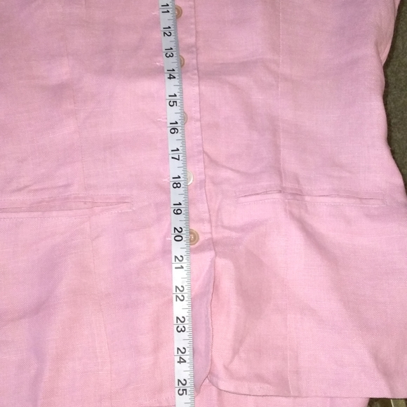 2/$50 Sprit Linen top - Picture 5 of 9